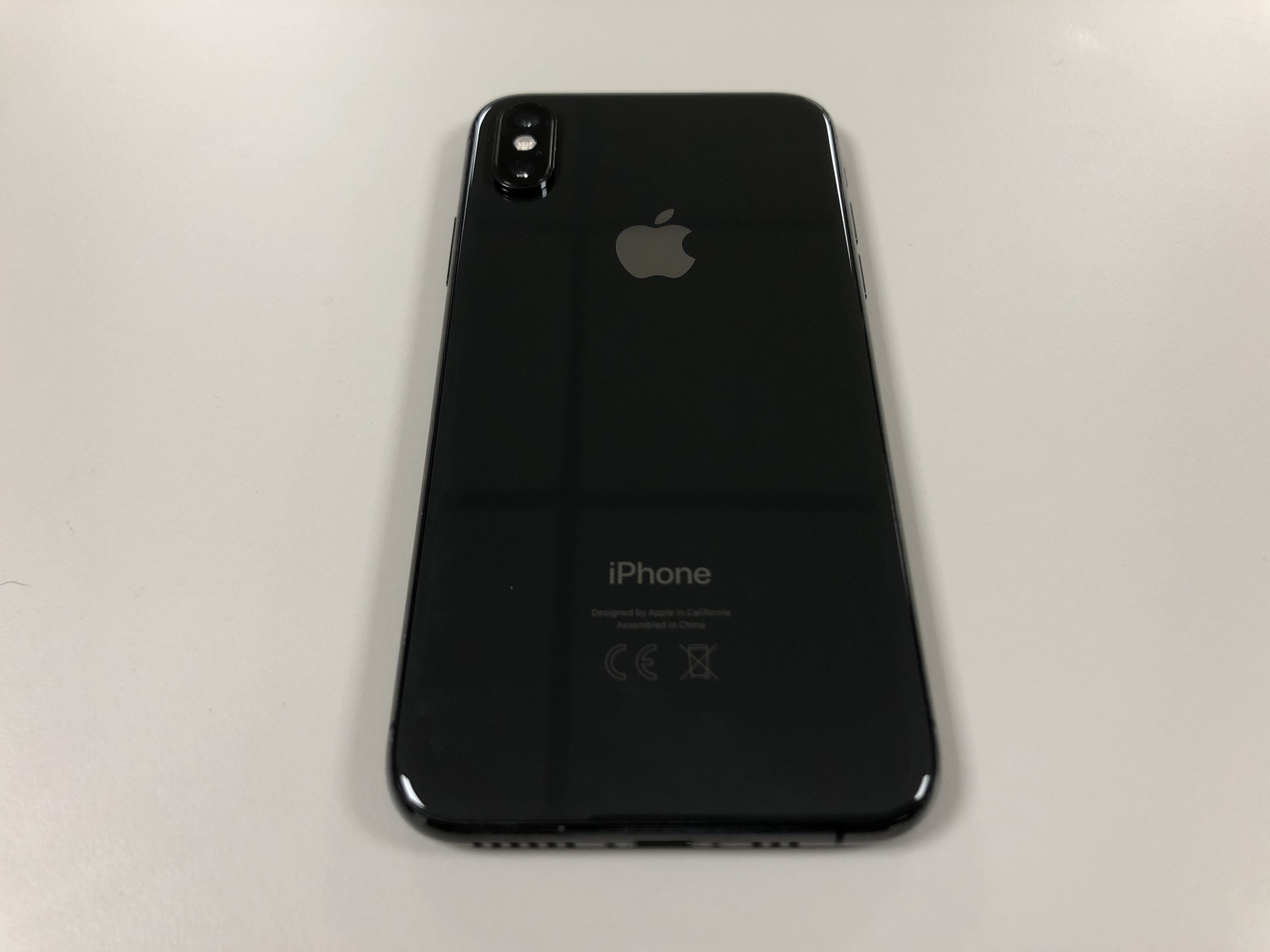 Apple iPhone XS 64GB space gray