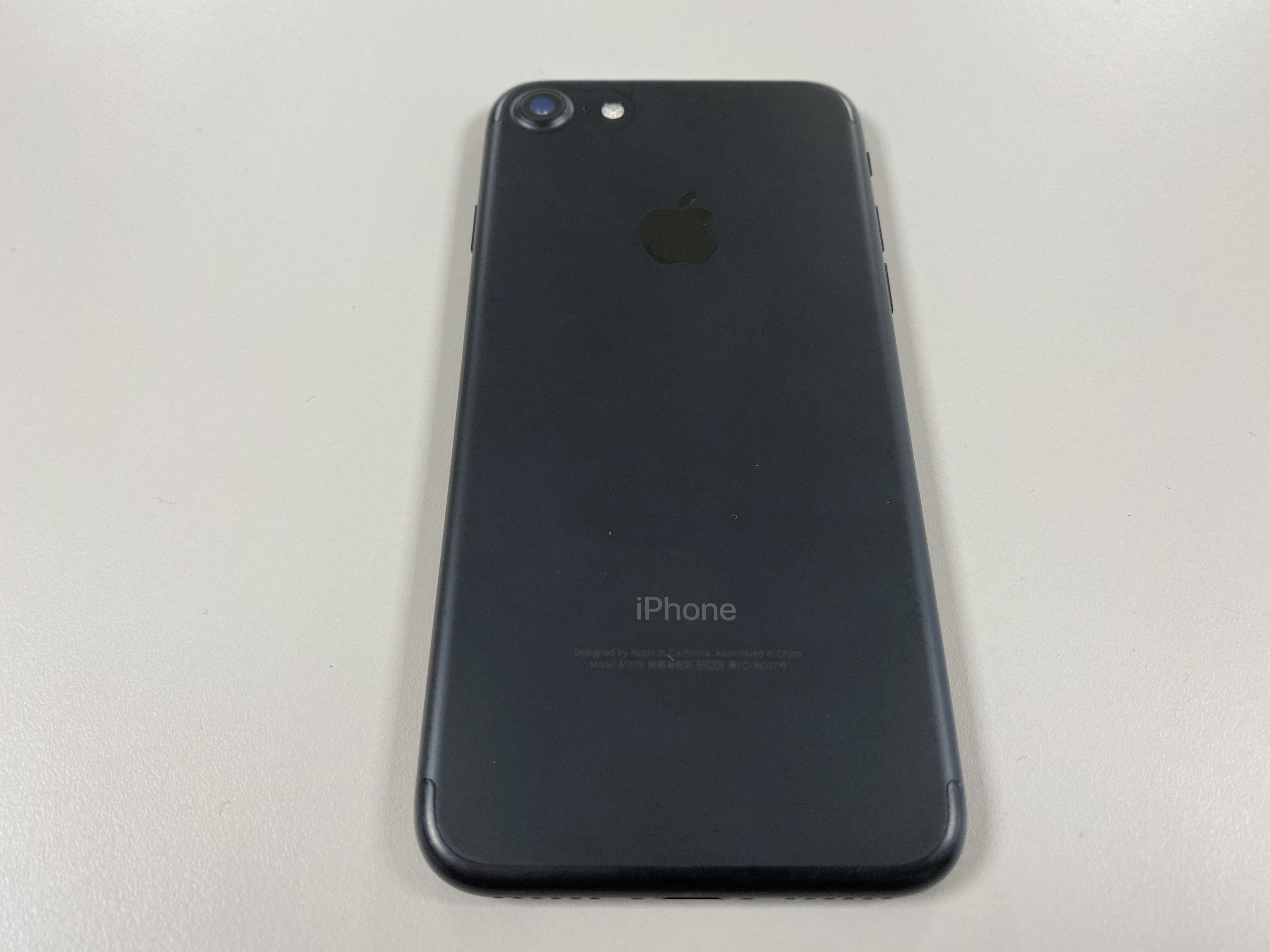 Apple iPhone 7 128GB Matte black