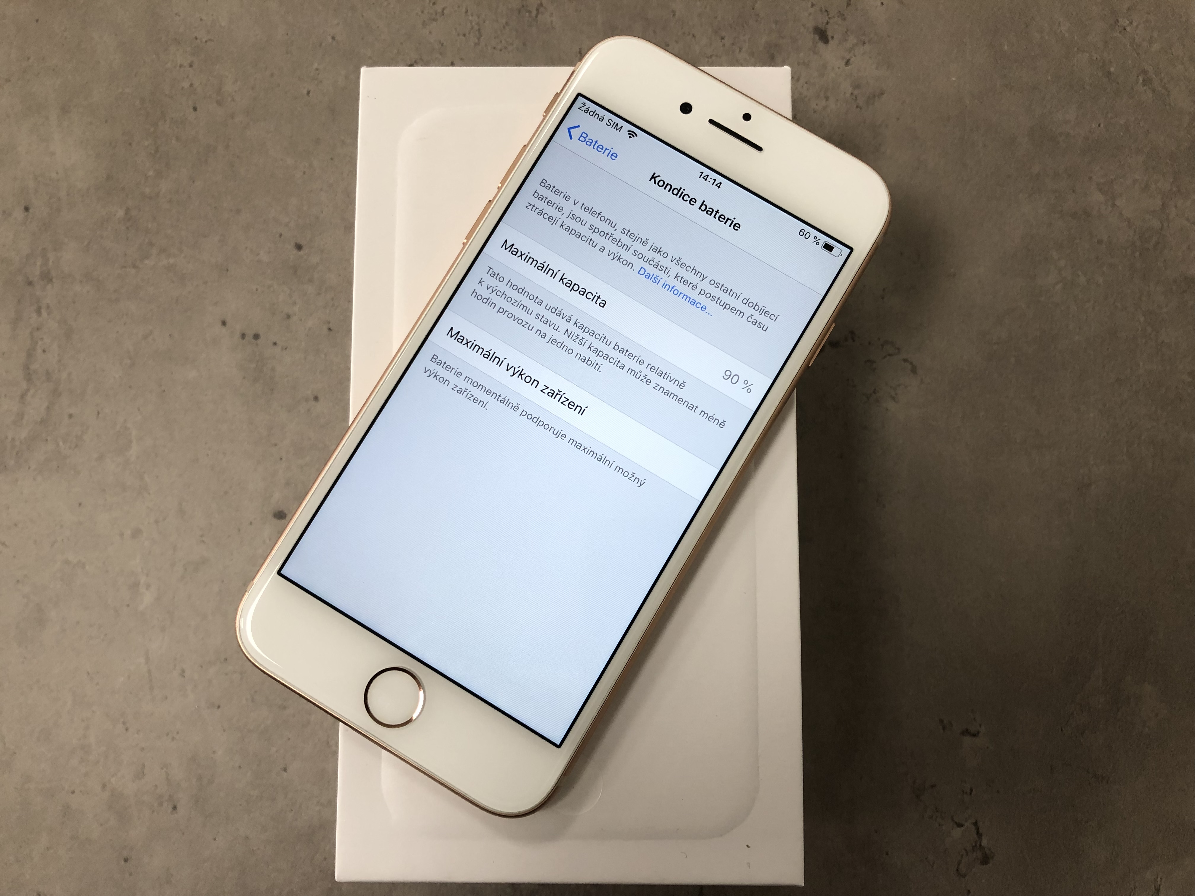 iPhone 8 64GB Gold