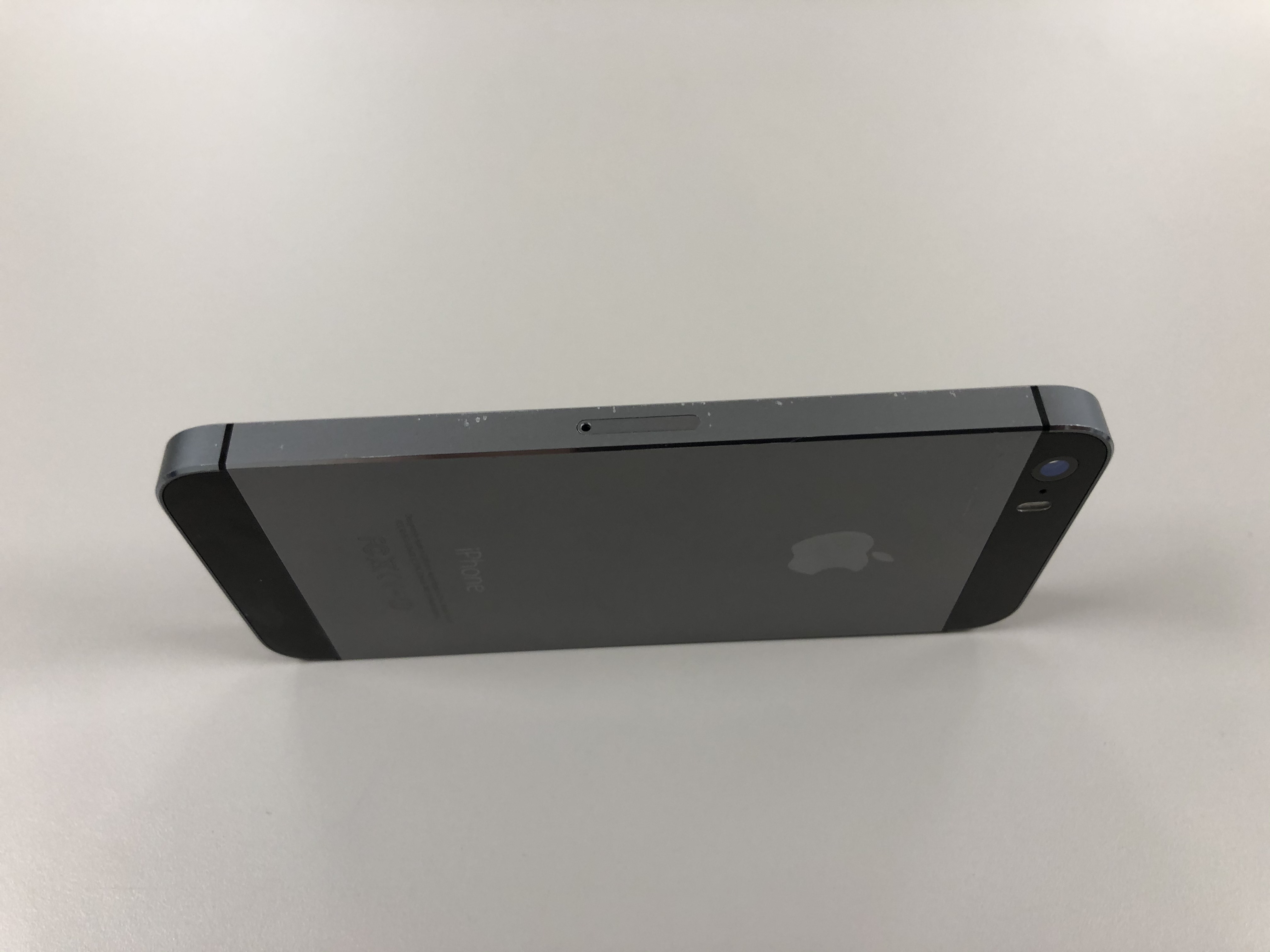 iPhone 5S 16GB Space gray