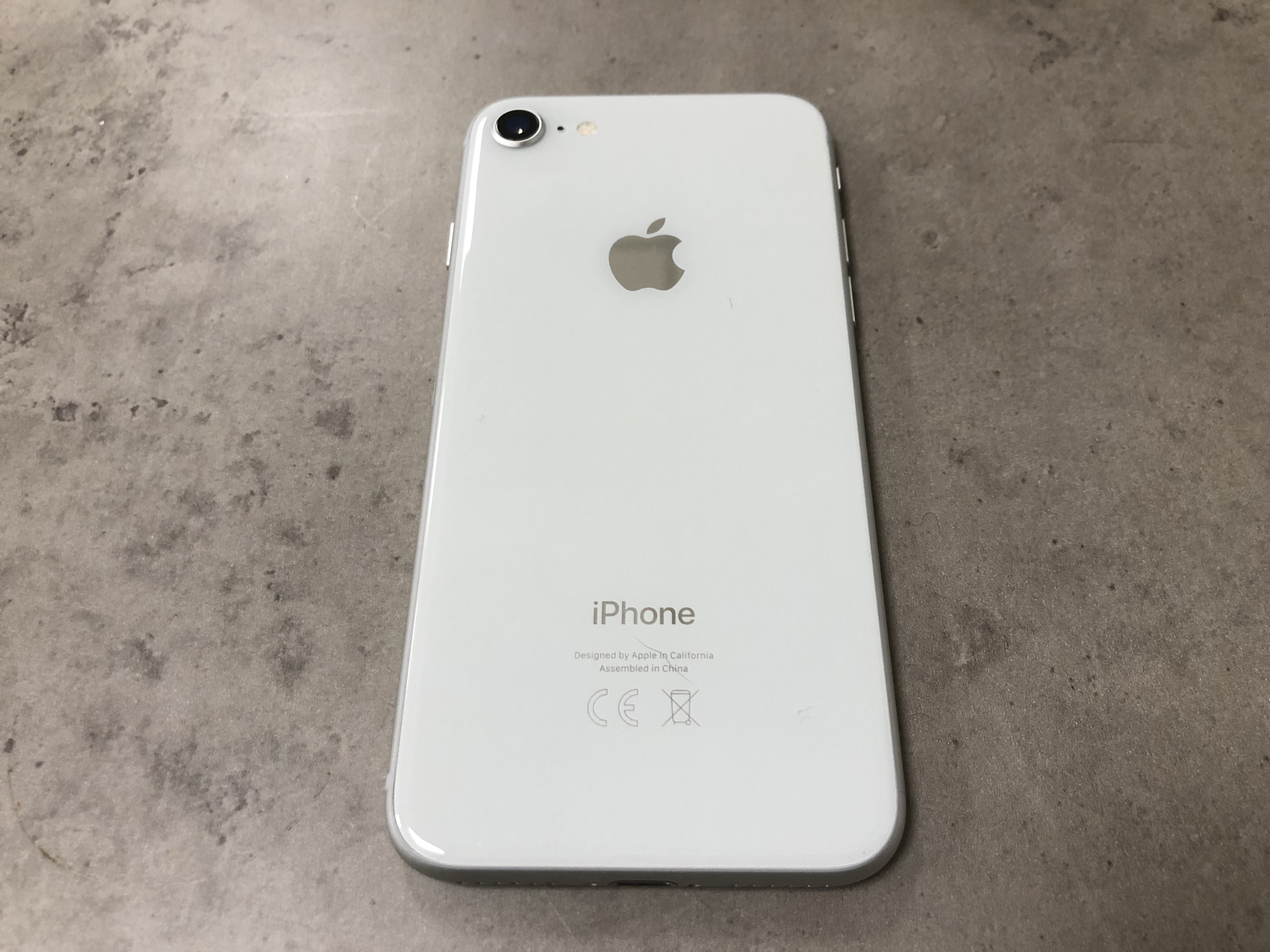 iPhone 8 64GB silver