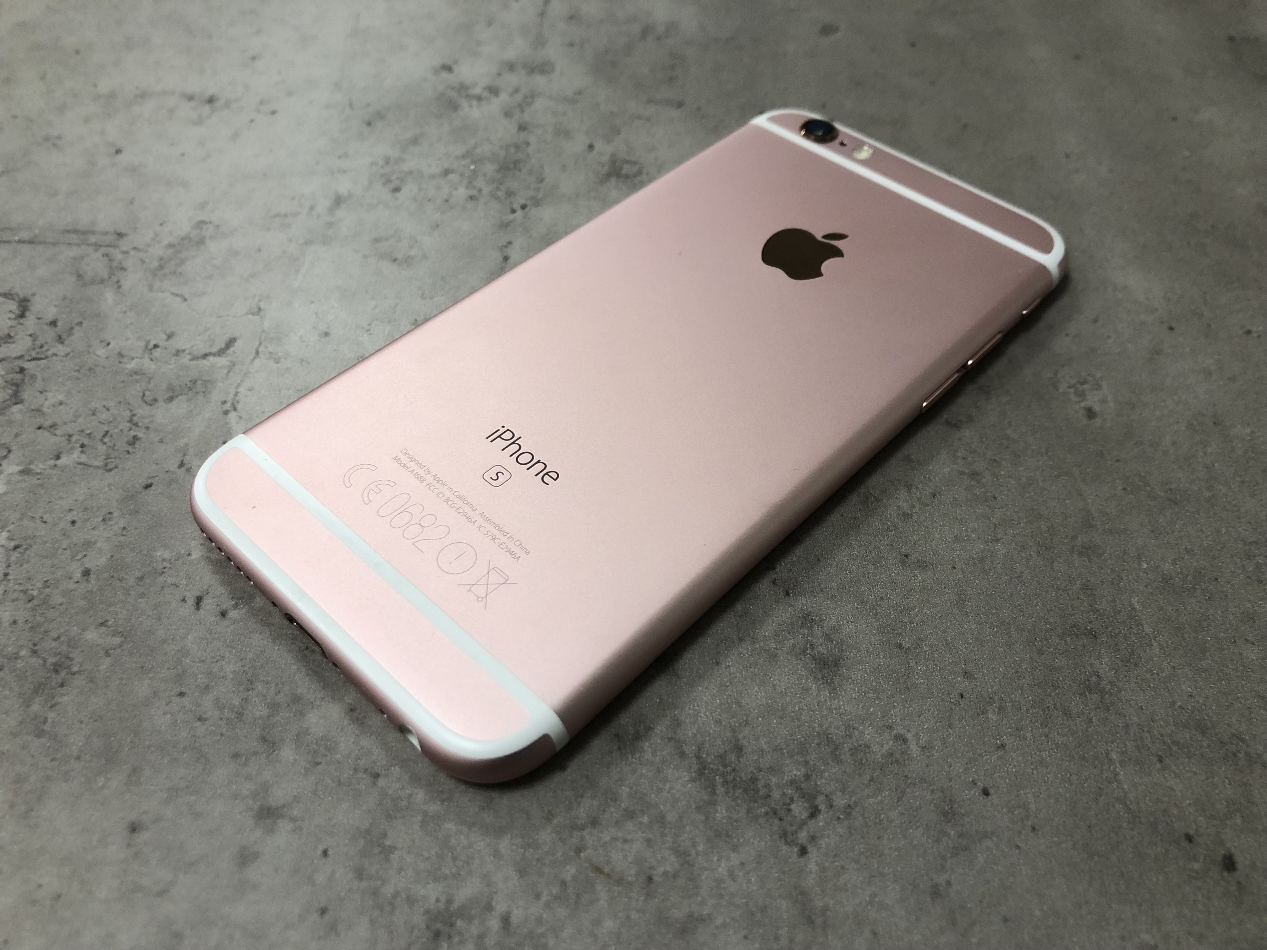 iPhone 6S 16GB Rose gold